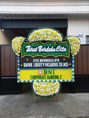 Papan Bunga Duka di Inuman